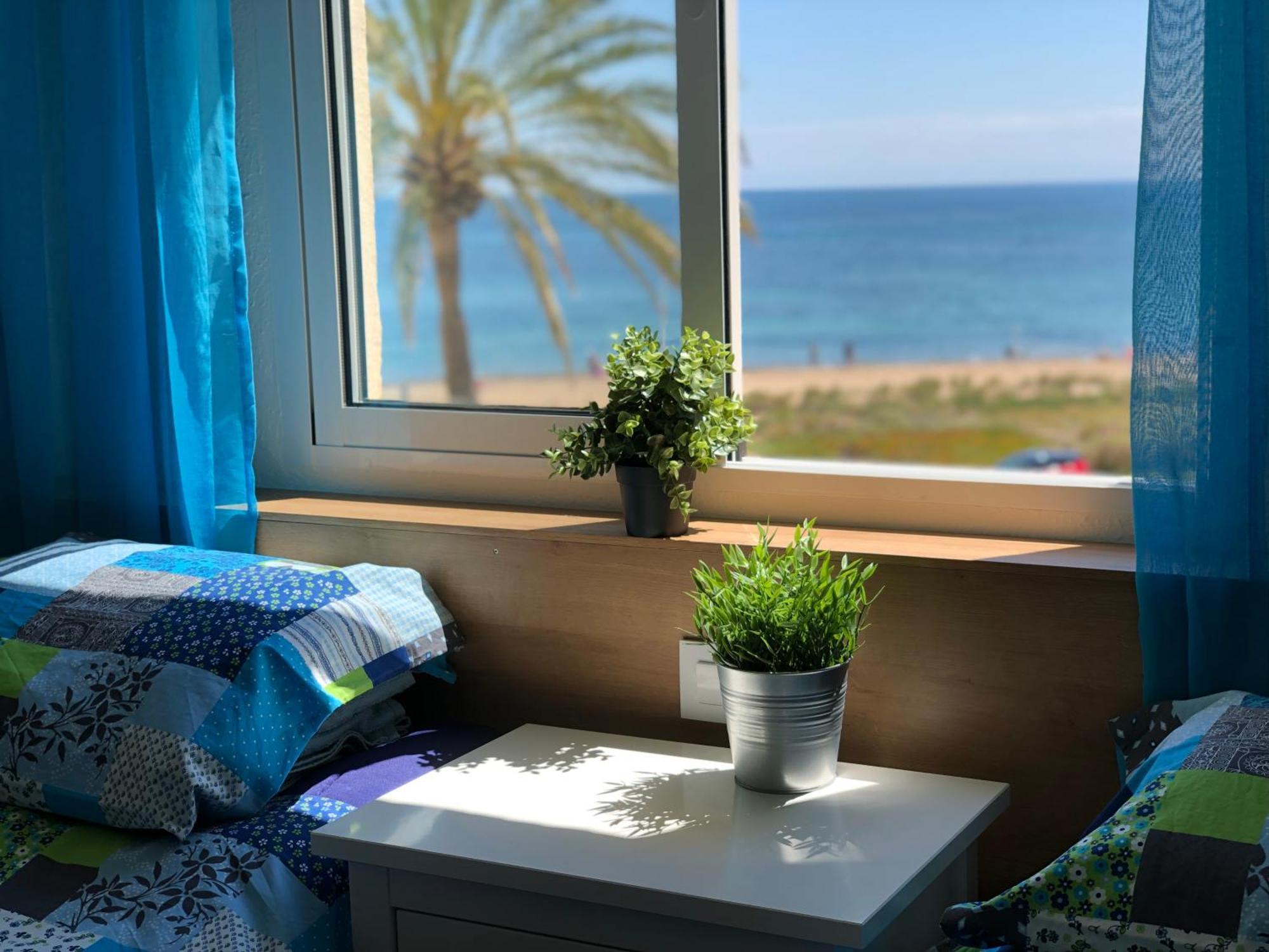 Cosy Directly On The / Few Mins From The Center Apartment Denia