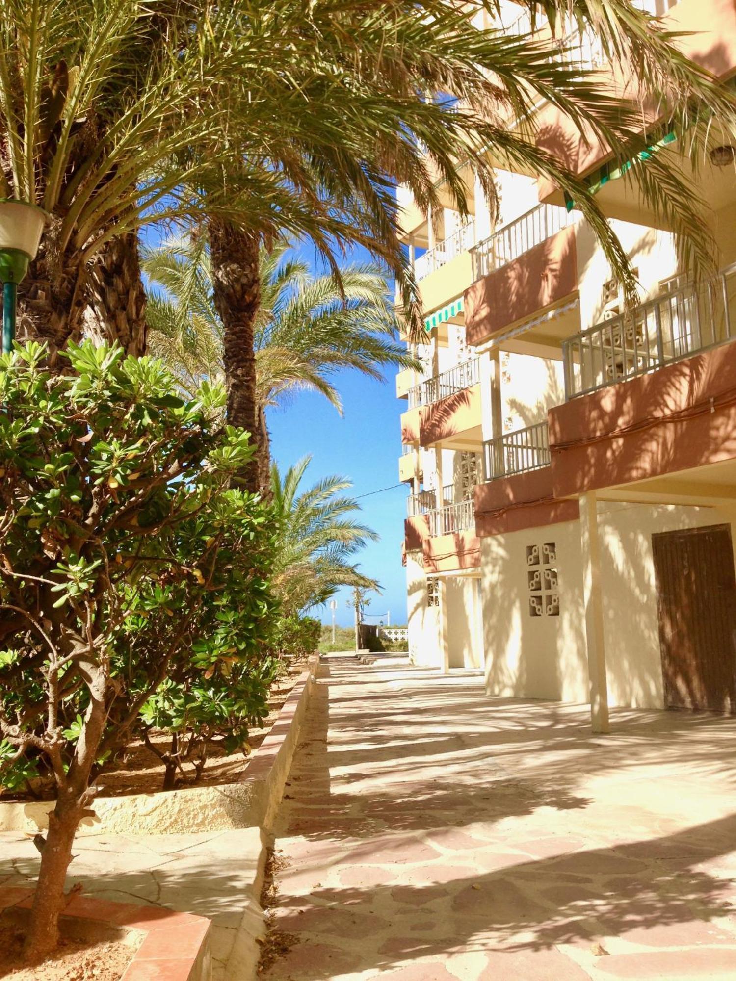 Cosy Directly On The / Few Mins From The Center Apartment Denia